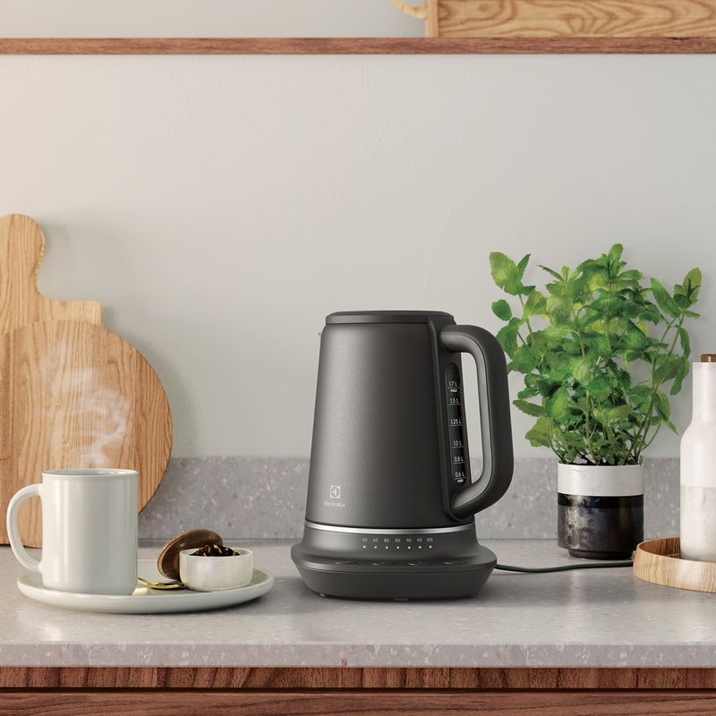 Kettle_EKP70_Electrolux_Global_02_1000x1000.jpg