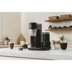BVSTDC02B_Cafetera_Latte_Oster_Imagen_Lifestyle-6.jpg