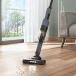 Vacuum_Cleaner_ERG019_LivingRoom_Close_Electrolux_1000x1000